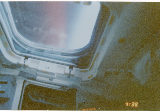 STS051J-22-023
