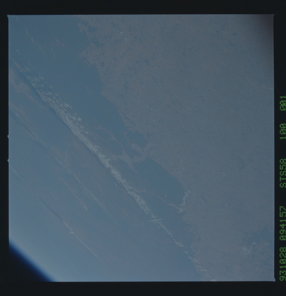 STS058-100-001.jpg
