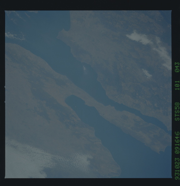 STS058-101-043.jpg