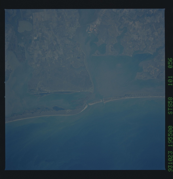 STS058-101-056.jpg