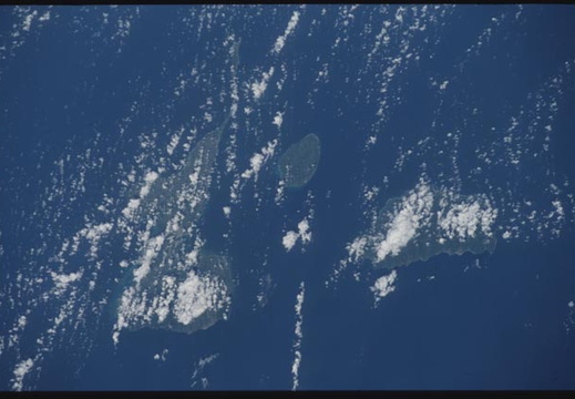 STS103-331-022