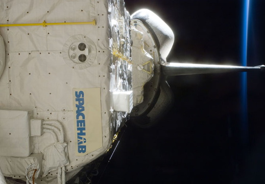 STS107-E-05057