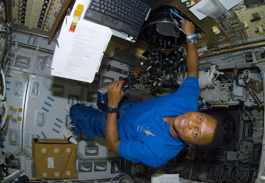 STS107-E-05209