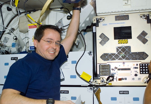 STS111-E-05026