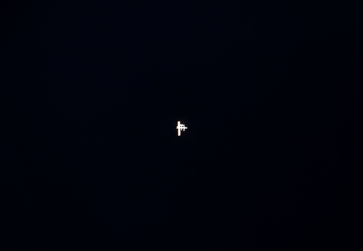STS112-E-05910