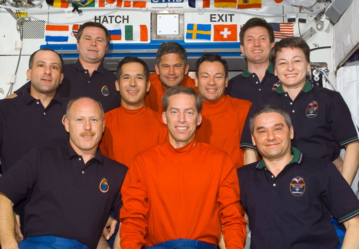 STS113-E-05230