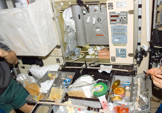 STS114-E-05567