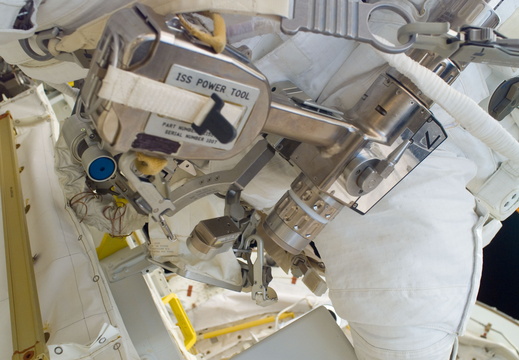 STS114-E-05957