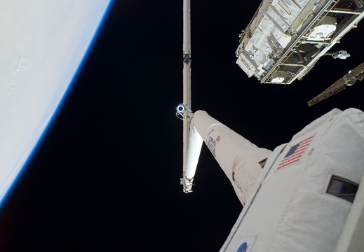 STS114-E-05961