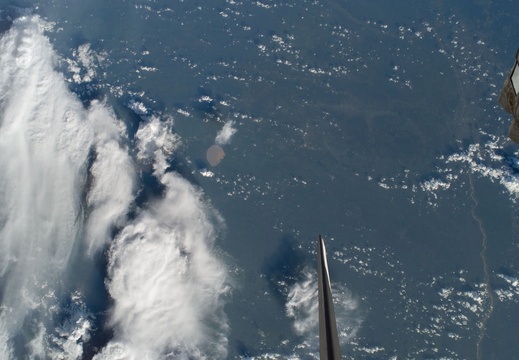 STS114-E-05988