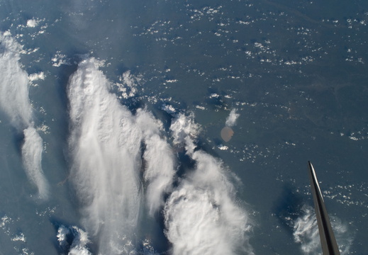 STS114-E-05989