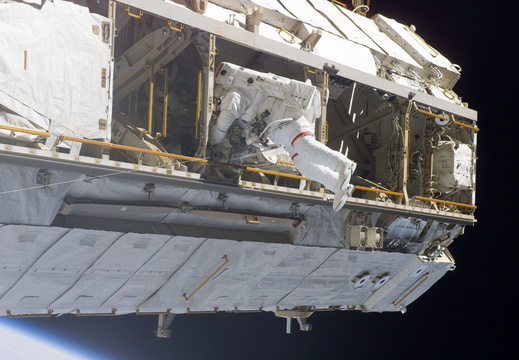 STS114-E-06609