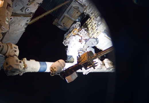 STS114-E-06841