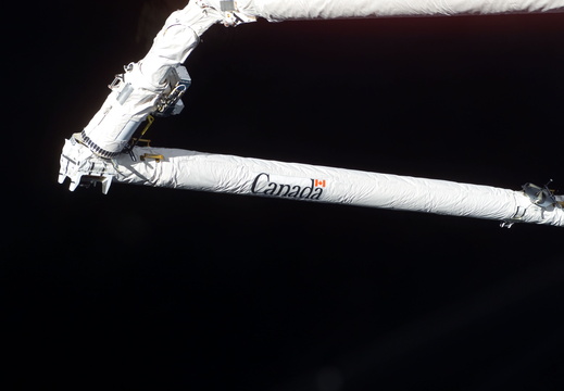 STS115-E-05307