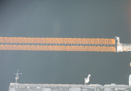 STS115-E-05418