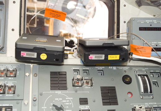 STS115-E-05778