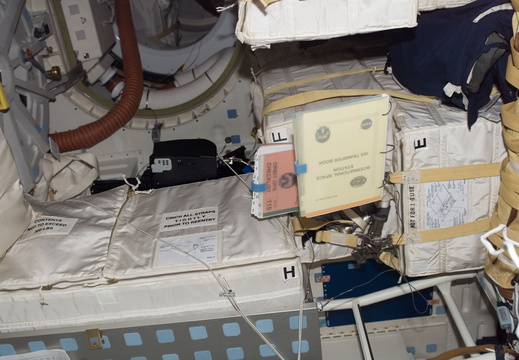STS115-E-06029