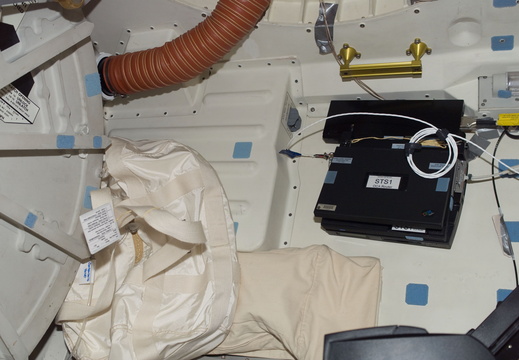 STS115-E-06032