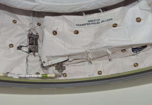 STS115-E-06039