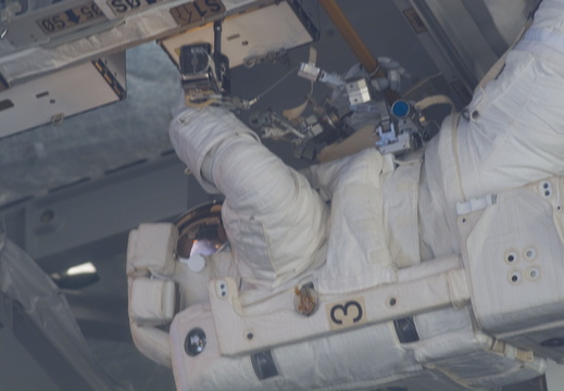 STS115-E-06237