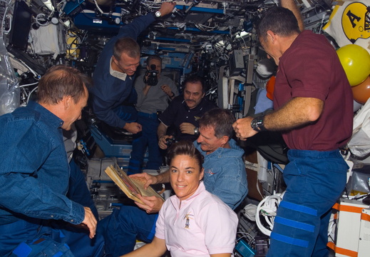 STS115-E-06593