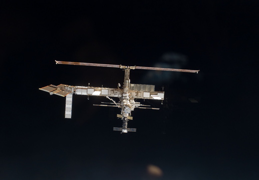 STS115-E-06699