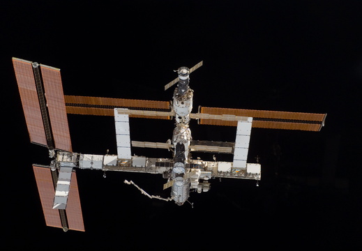 STS115-E-06712