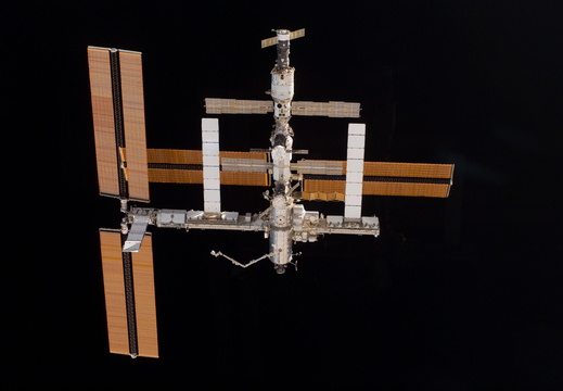 STS115-E-06719