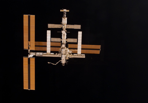 STS115-E-06723