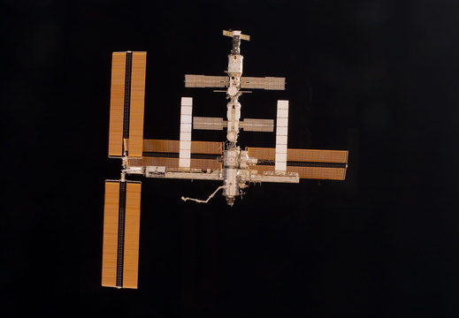 STS115-E-06724