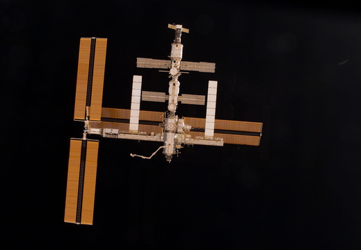 STS115-E-06725