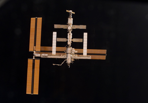 STS115-E-06727