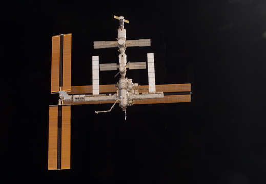 STS115-E-06730