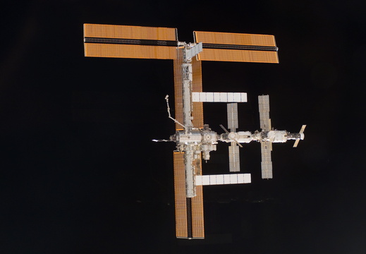 STS115-E-06734