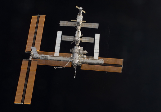 STS115-E-06736