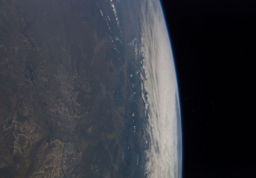 STS115-E-06913