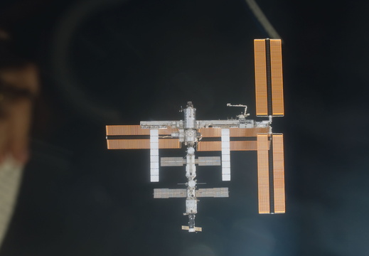 STS116-E-05517