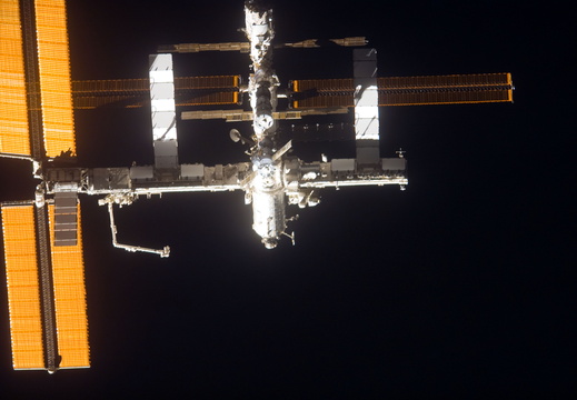 STS116-E-05619