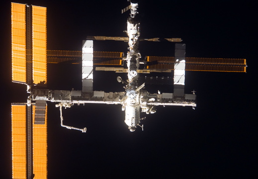 STS116-E-05620