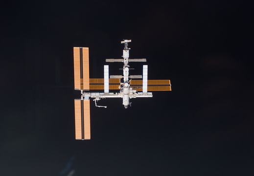 STS116-E-05624