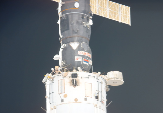 STS116-E-05670