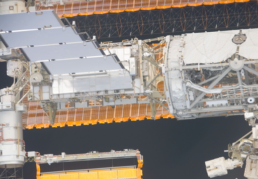 STS116-E-05679