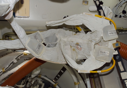 STS116-E-06501