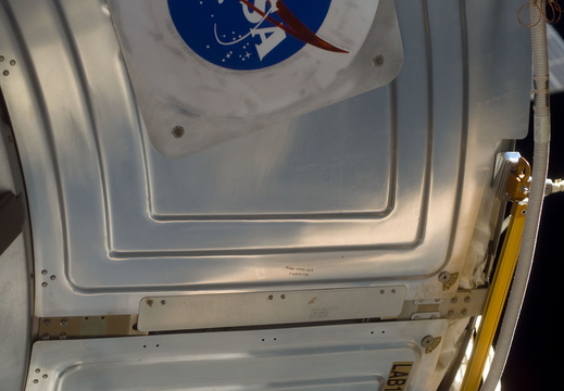 STS116-E-06704
