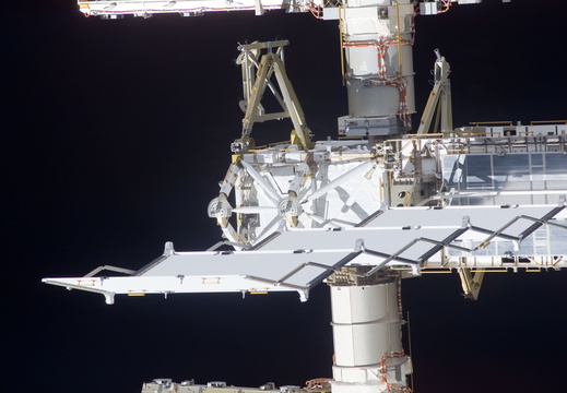 STS116-E-07052