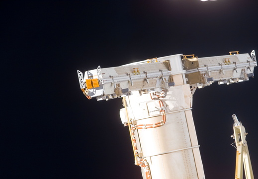 STS116-E-07057