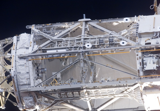 STS116-E-07076