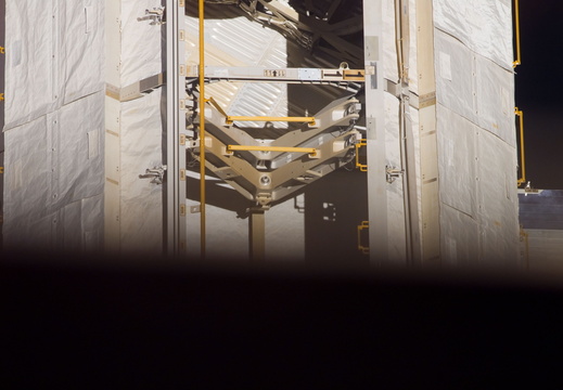 STS116-E-07541