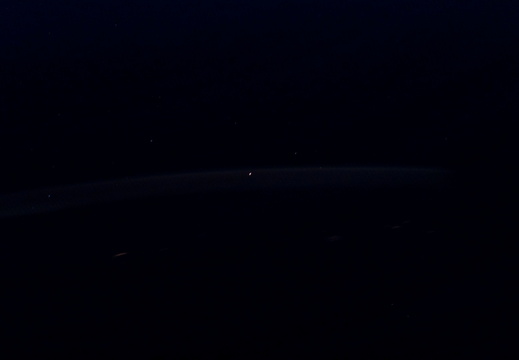 STS116-E-07617
