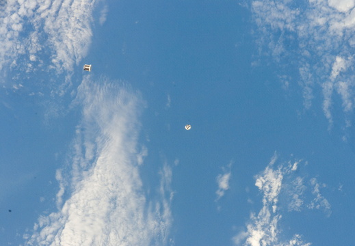 STS116-E-07853